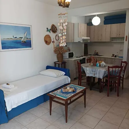 Eleni's Blue House By Kato Gatzea Apartment