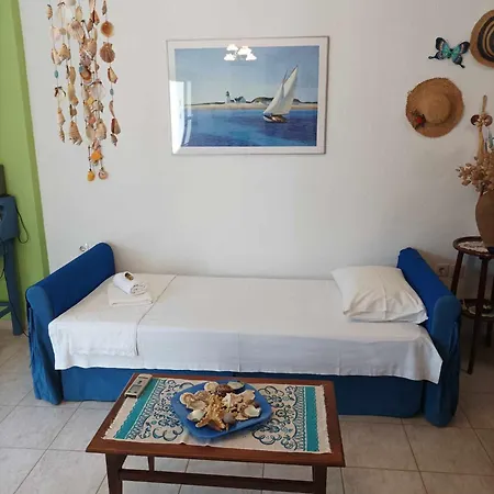 Eleni's Blue House By Kato Gatzea Apartment