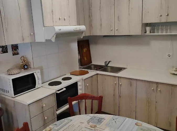 Eleni's Blue House By Kato Gatzea Apartman *